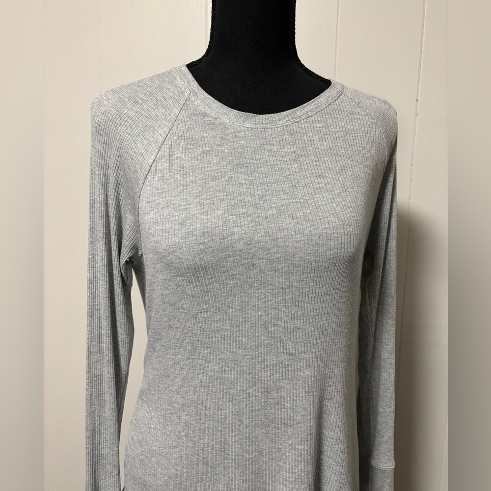 Aerie offline long sleeve gray shirt